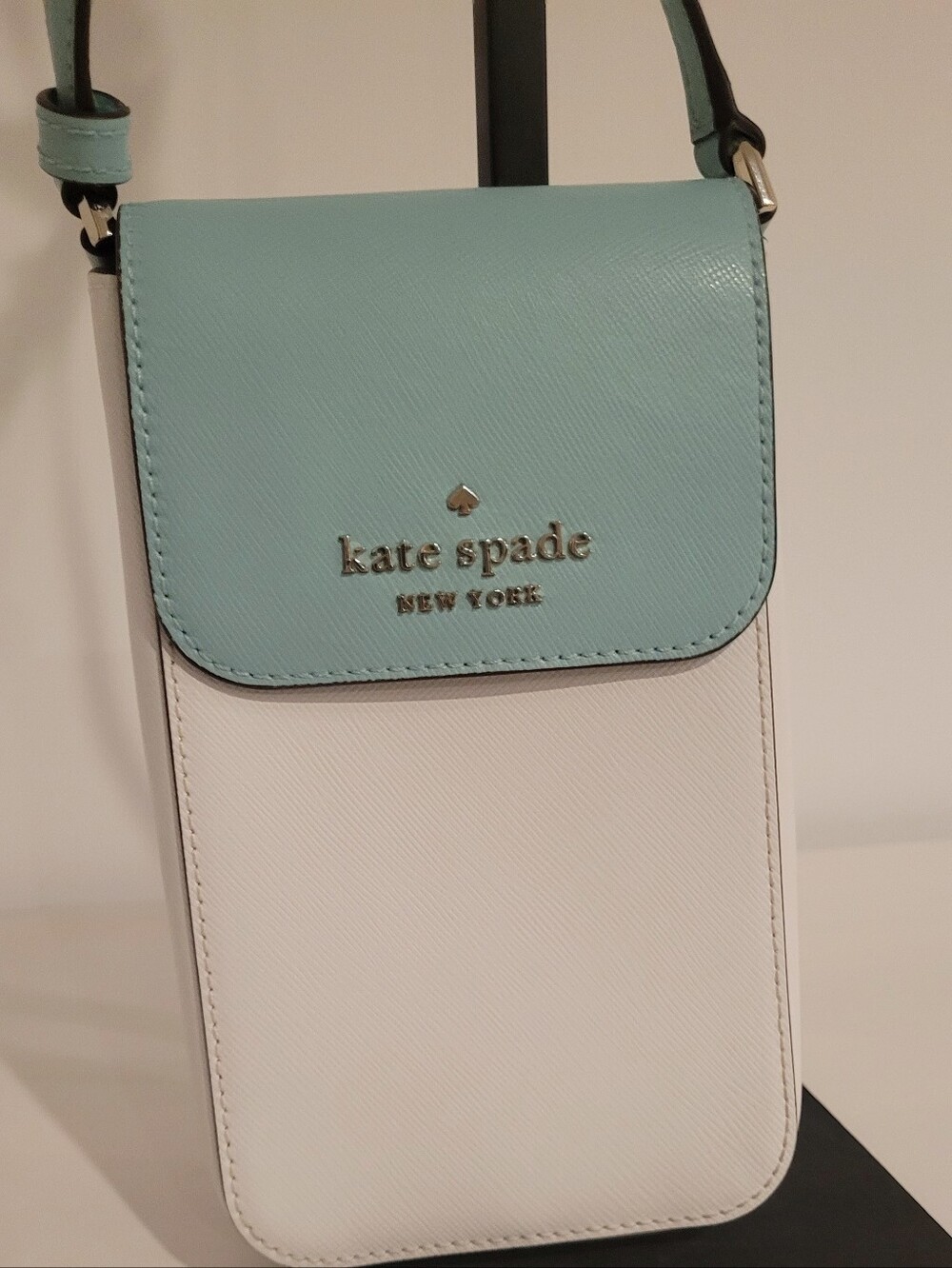 Kate Spade North South Leather Crossbody Phone Pouch NWOT